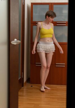 Girl with natural boobs and long legs shows what she can