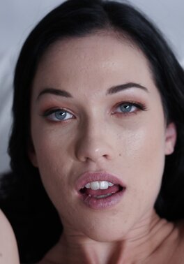 Diana Grace’s tight clam and gigantic ass destroyed by a fat cock