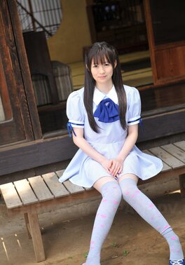 Ai Uehara shows off her hairy pussy on the balcony