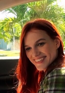 Redheaded girl who looks grungy ends up sucking dick in car