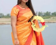 Moyna
