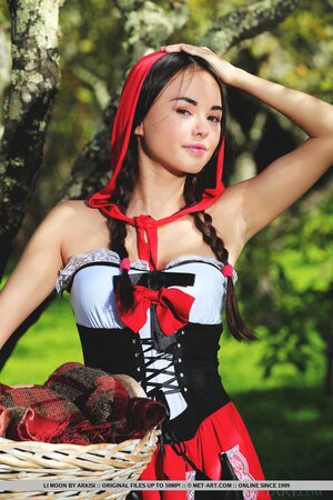 Hot Ukrainian Little Red Riding Hood Li Moon waits for her Wolf with naked twat