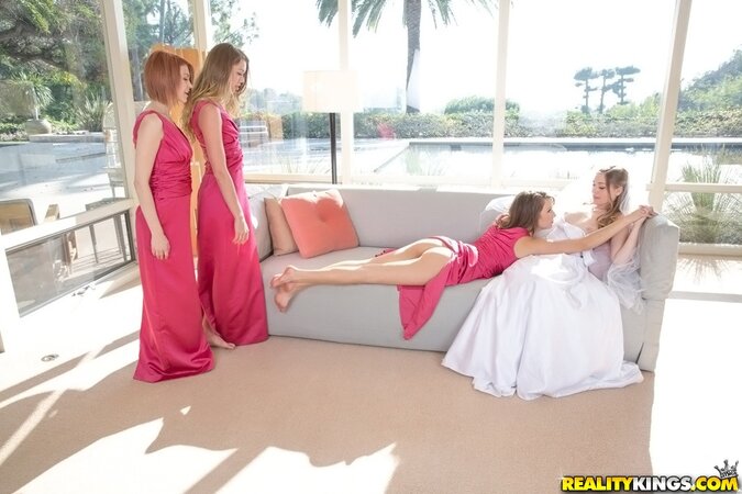 Naughty bridesmaids acquaint innocent bride with world of lesbian pleasure