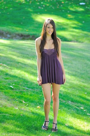 Chick loves striptease tricks very much and goes to a public park to play