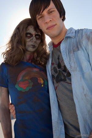 Guy isn't afraid of a teen zombie and he just makes it with her outdoors