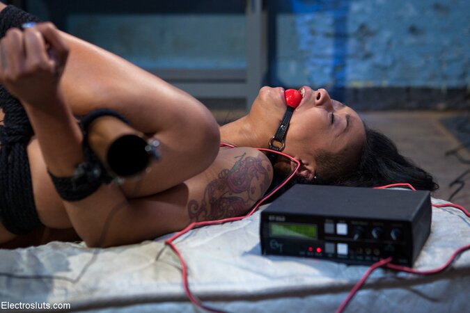 Hardcore banging with electrical toys and fingering for bound slave-girl