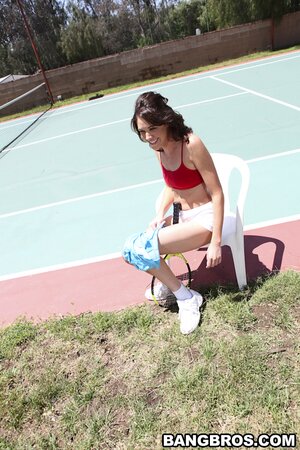 Tennis girl is going to seek that penis to fuck her hole