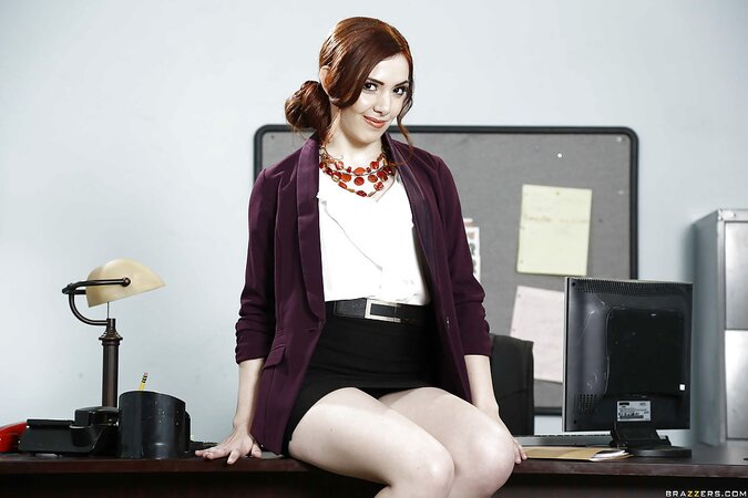 Cool office girl satisfies viewers taking clothes off and posing with shoes on