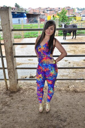 Jennifer Rojas is showing off  that hot body before all else