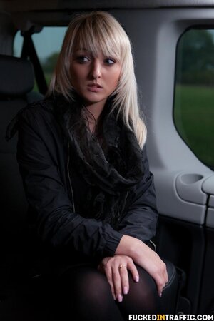 Driver calms widow Katy Rose with deep backseat pounding