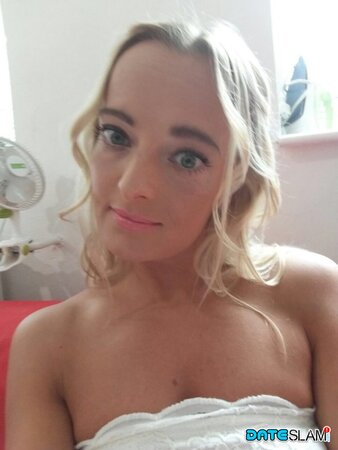 Blonde with a huge forehead showing her amazing tits