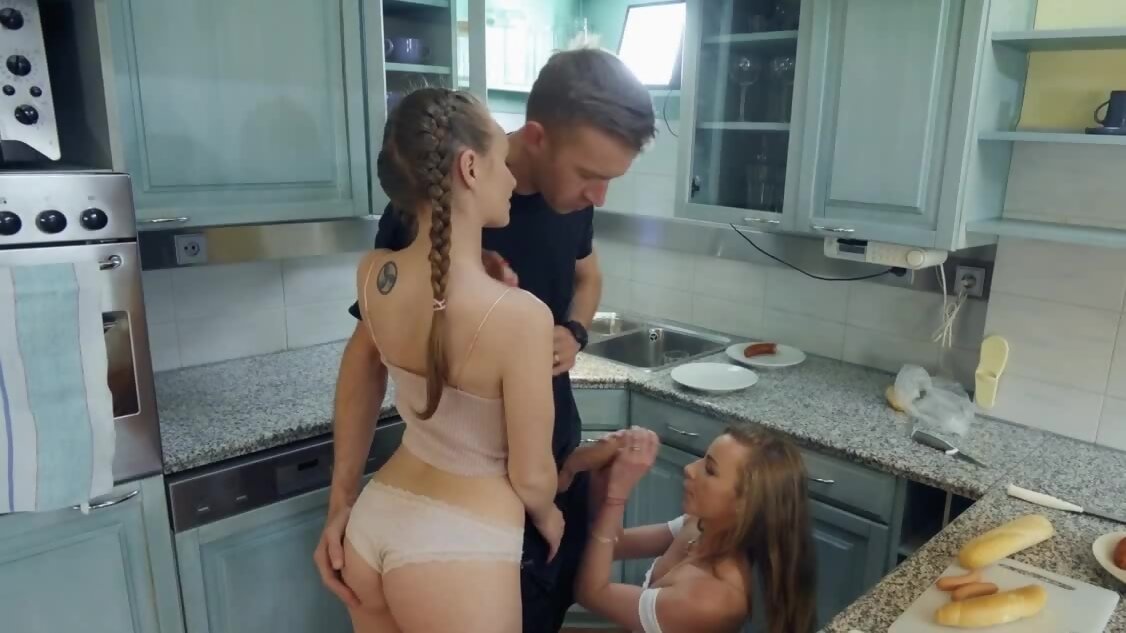 Possessor of huge British penis fucks two teen ladies in turn - SexVid.xxx