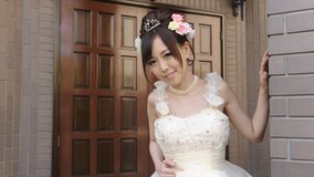Shiori Yamate is a bride that loves cheating on her man