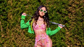 Perverse Lulu Chu eats Jennie Rose's tasty fucking asshole